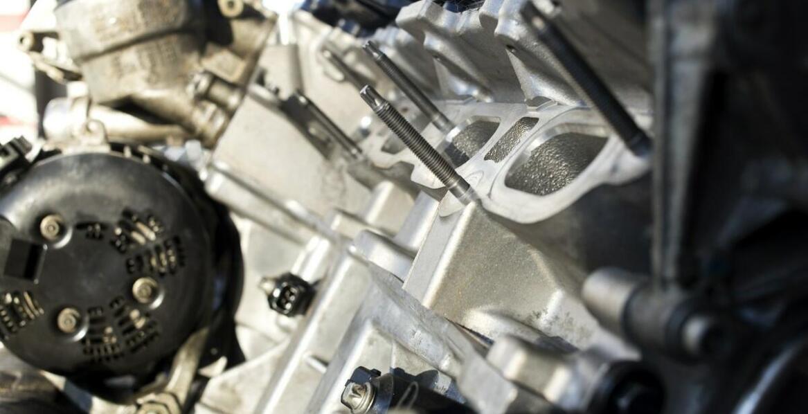 Jak szkiełkowanie wpływa na wygląd i ochronę motocyklowych części?