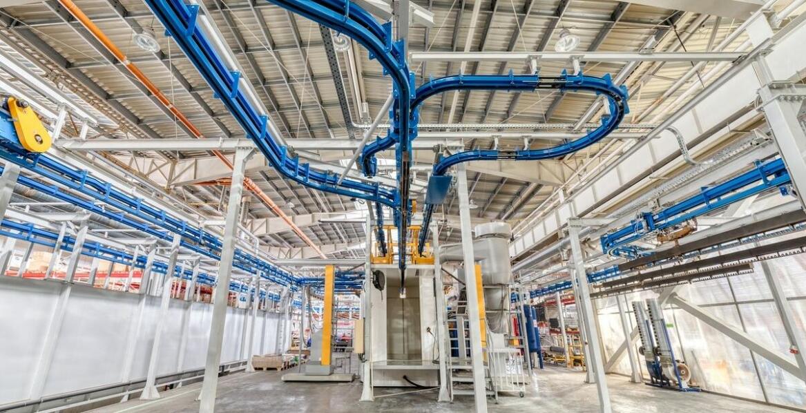 Jak automatyzacja wpływa na efektywność usług proszkowego malowania?