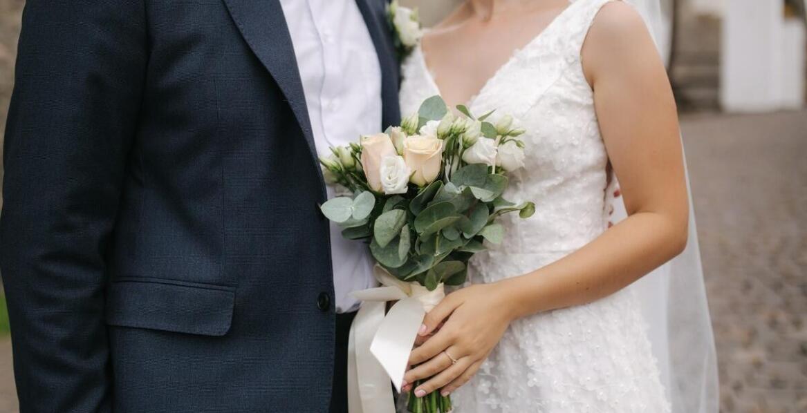 Jakie są korzyści z wyboru kamerzysty na wesele w Krakowie?