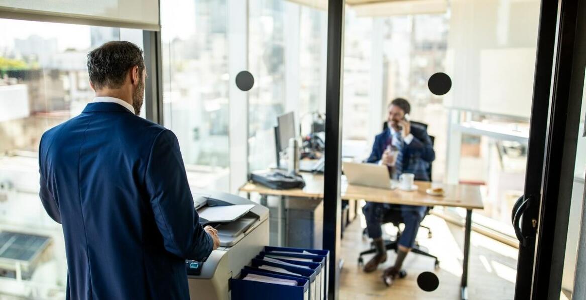 Jak skanowanie dokumentów wspomaga pracę w dziale księgowości?