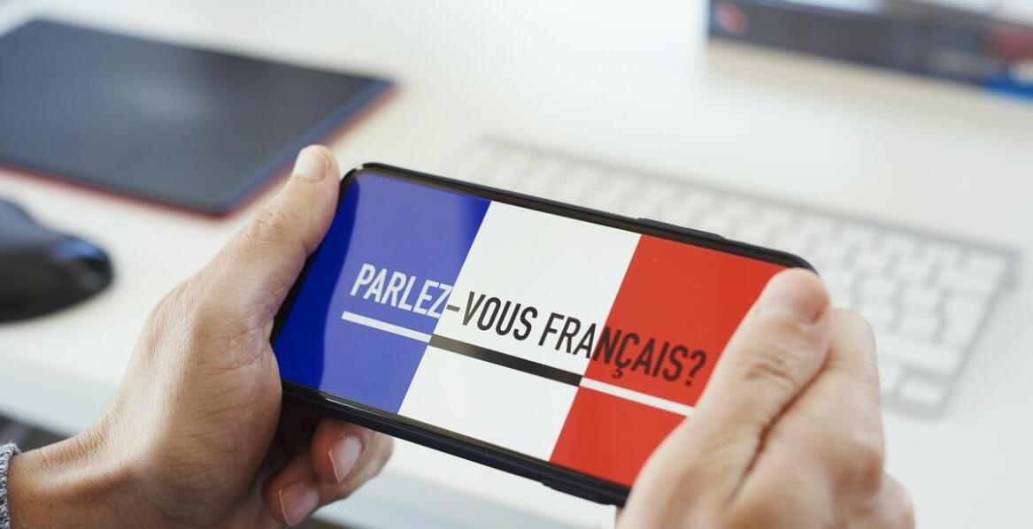 Przeprowadzka do Francji – jak działa system GPS do śledzenia w czasie rzeczywistym?