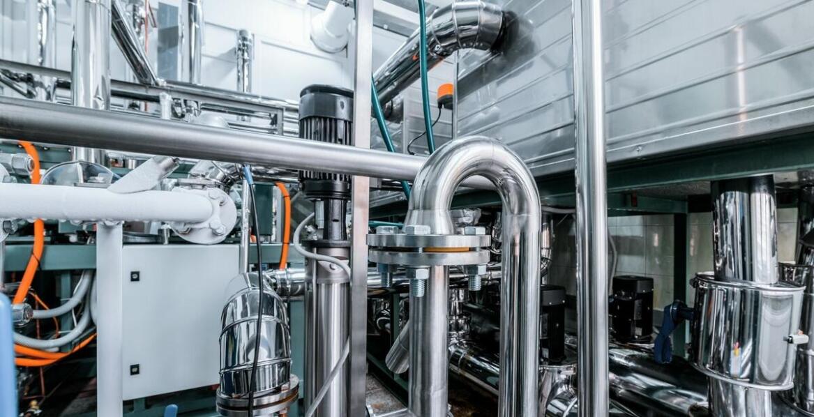 Jak dobrać odpowiednie chillery do przemysłu spożywczego?