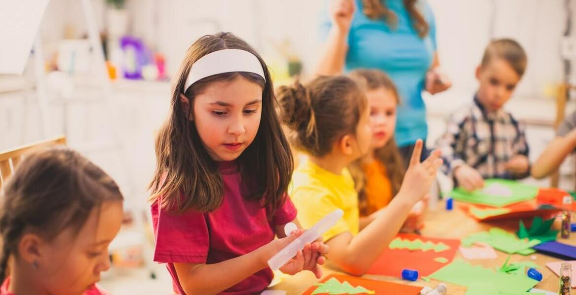 Rola nauczycieli w tworzeniu przyjaznego środowiska dla dzieci