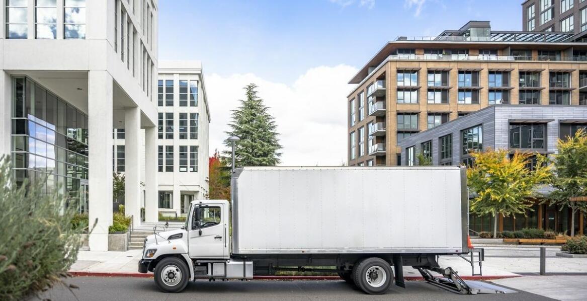 Jakie aspekty warto uwzględnić przy wyborze firmy transportowej do przeprowadzki do Niemiec?