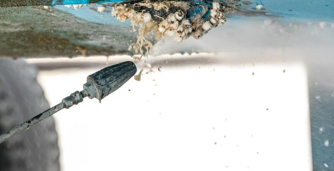 Zalety sodowania w kontekście ochrony środowiska przy czyszczeniu budynków