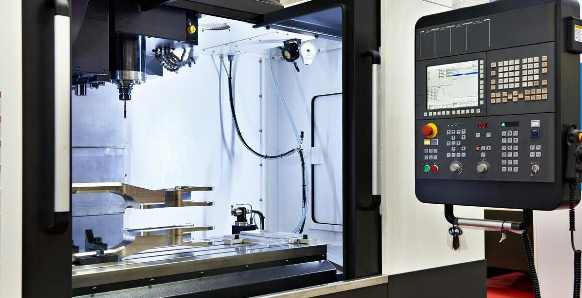 Jakie są zalety diamentowego frezowania i polerowania w produkcji reklamowej?