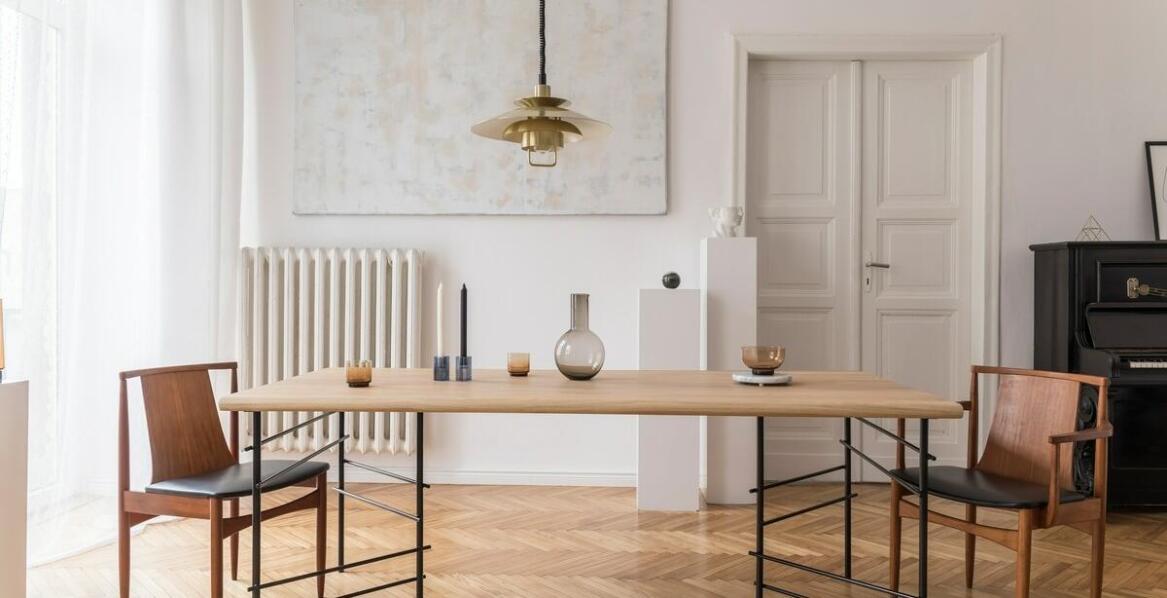 Kute metalowe akcesoria jako eleganckie dodatki do każdego wnętrza