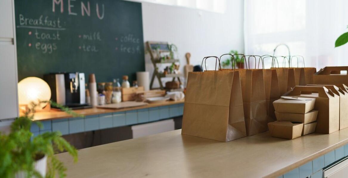 Papierowe torby z logo jako narzędzie do wzmacniania marki