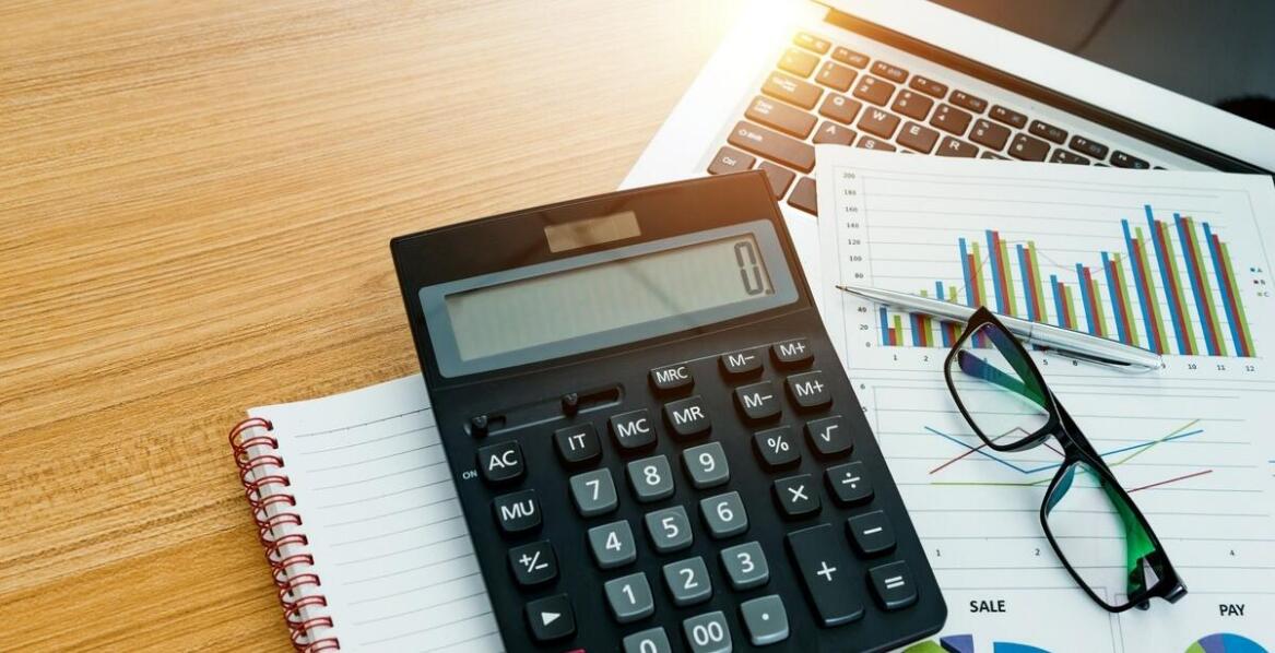 Jak online księgowość może wspierać proces pozyskiwania finansowania źródeł?