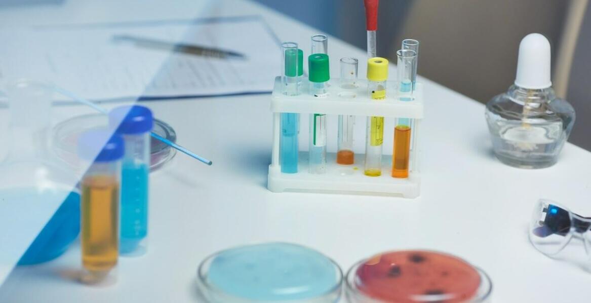 Jakie są kluczowe cechy nowoczesnych chemicznych testów?