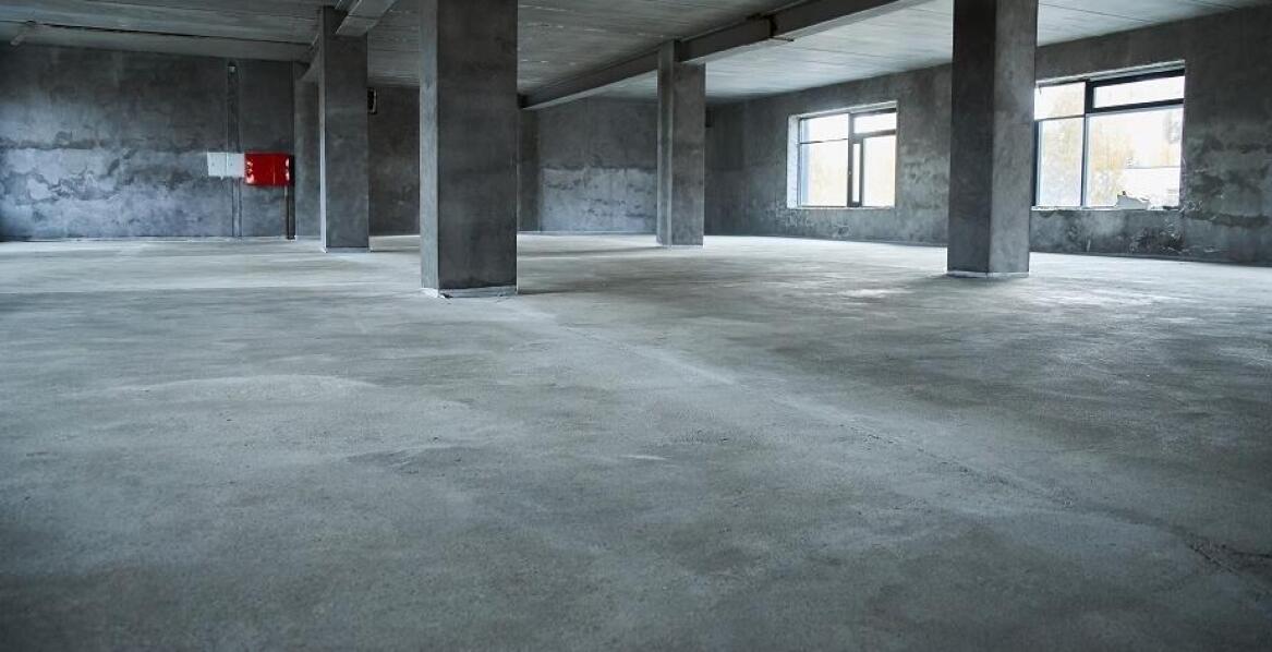 Jakie innowacje w materiałach wpływają na rozwój przemysłowych posadzek betonowych