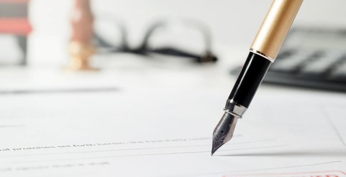 Co powinno zawierać wezwanie do zapłaty od fizycznej osoby?