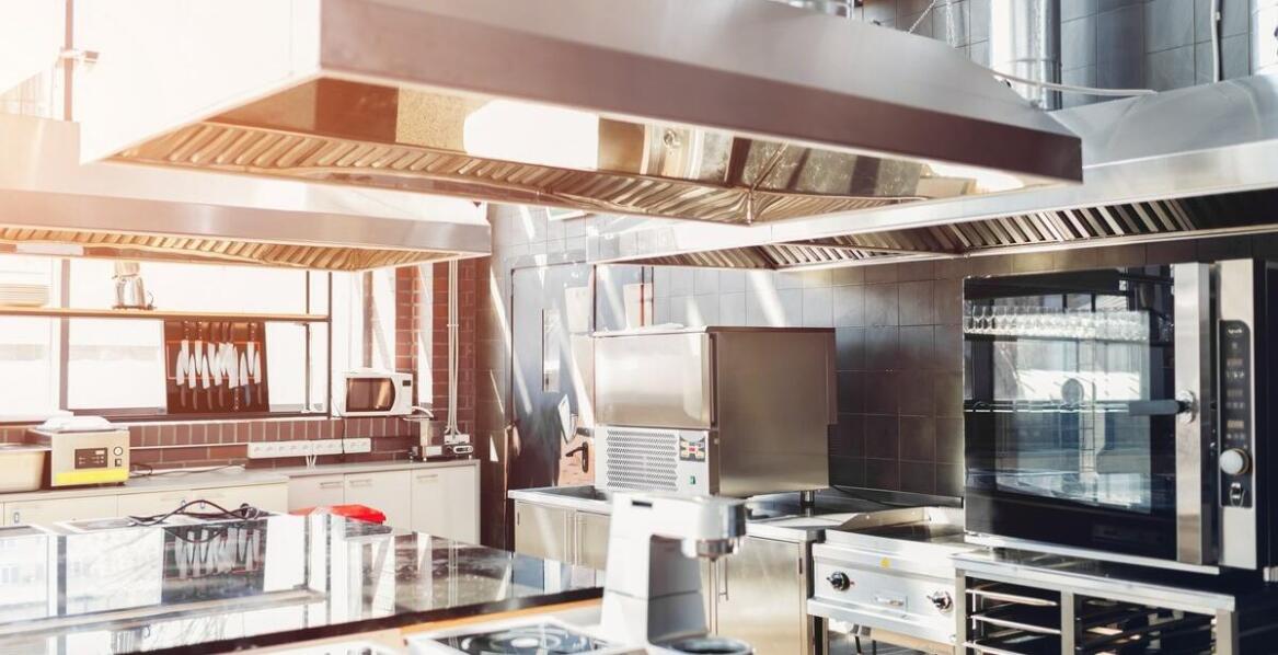 Jak kurs kucharski w Lublinie przygotowuje do egzaminów czeladniczych?