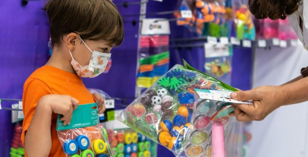 Hurtownie zabawek a nowości w zestawach klocków