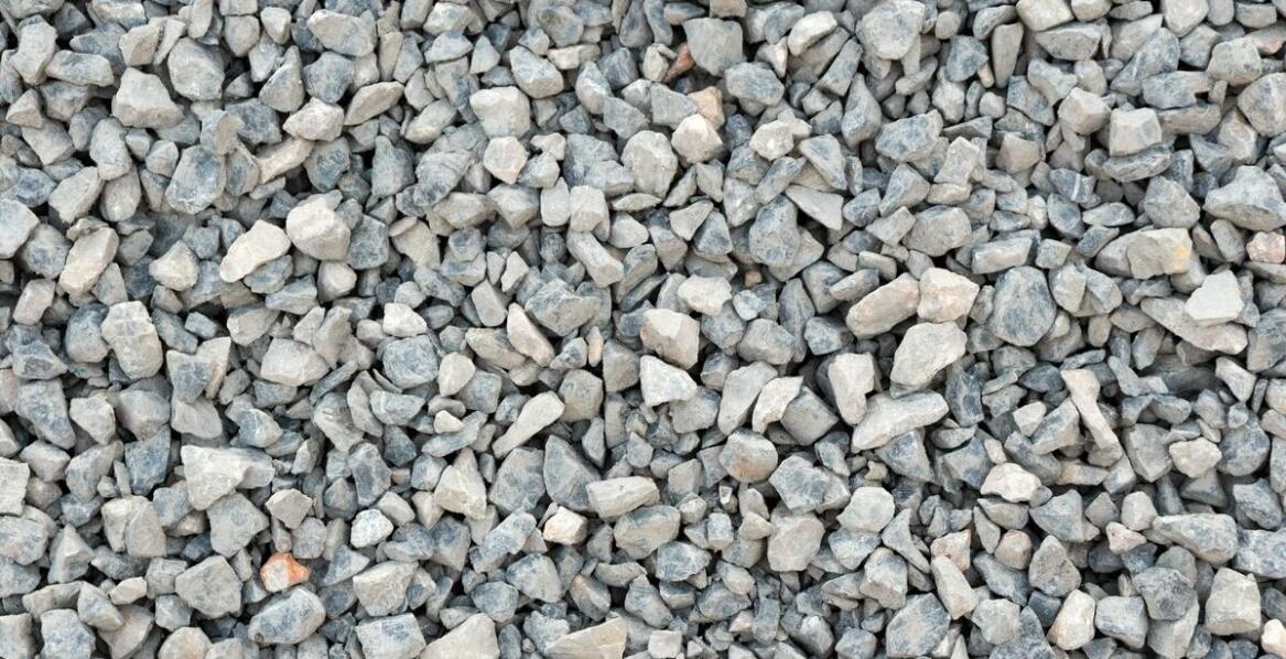 Dekoracyjne kruszywa a trwałość nawierzchni podjazdów