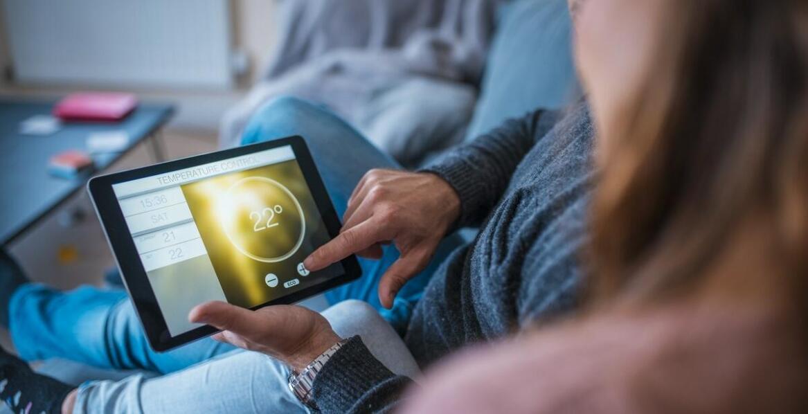 Jak sterowniki do elektrycznych grzejników mogą współpracować z mobilnymi aplikacjami?