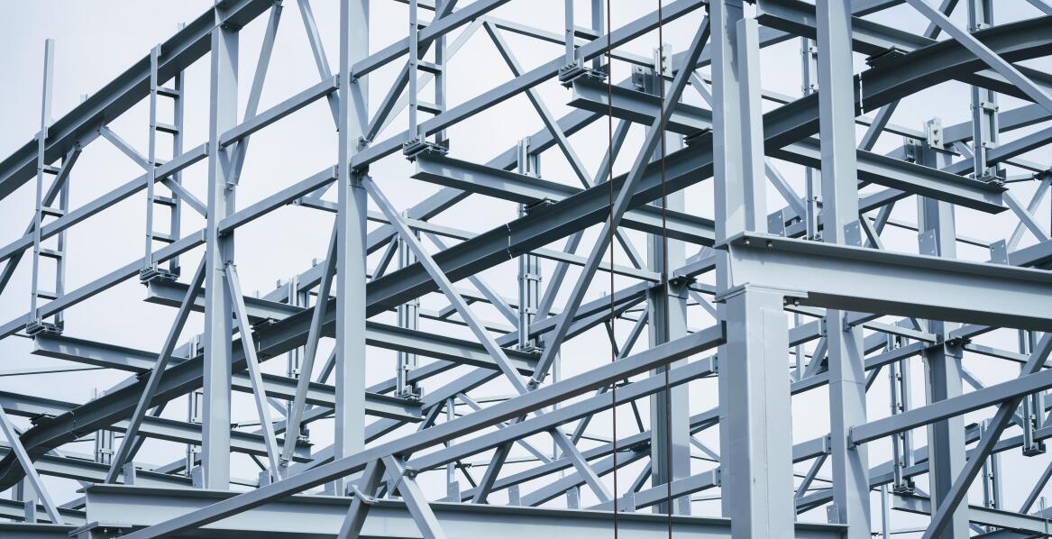 Warum sollte man sich im gewerblichen Bauwesen für Stahlhallen aus Polen entscheiden?