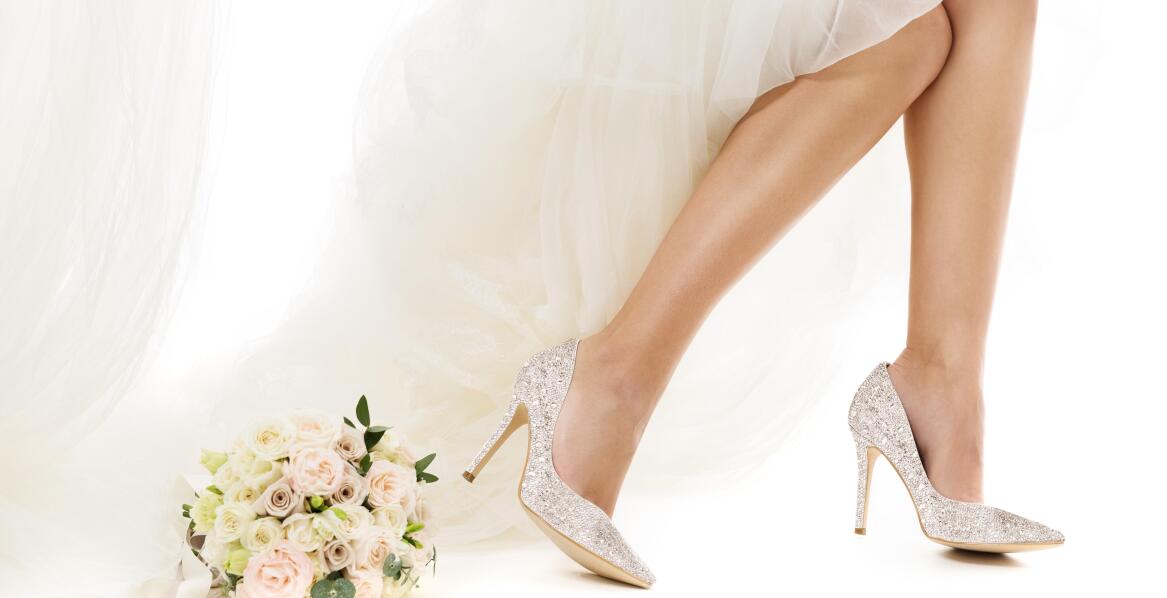 Jak ręcznie robione buty dopasowują się do kształtu stopy?