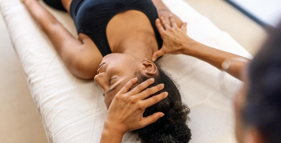 Jak terapia pomaga pacjentom w budowaniu poczucia bezpieczeństwa i kontroli nad życiem?