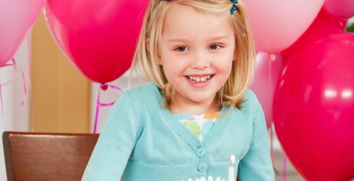 Najpopularniejsze motywy na dziecięce torty