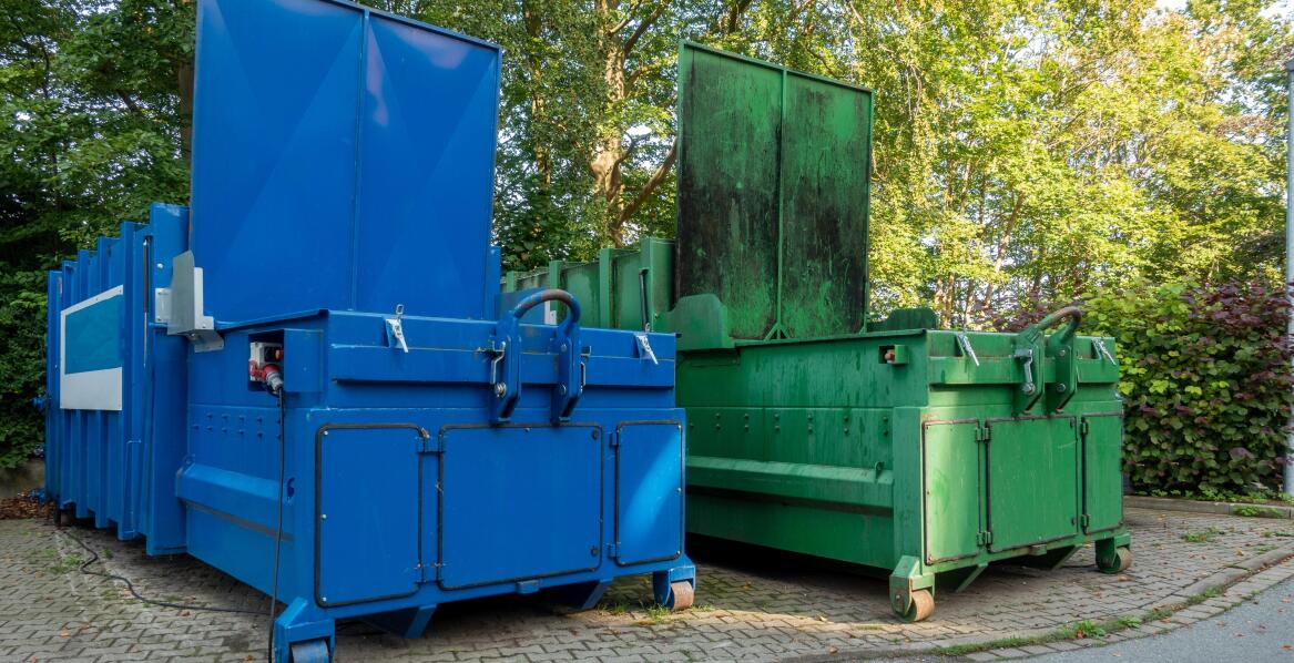 Jak zapewnić bezpieczeństwo podczas transportu odpadów w kontenerach?