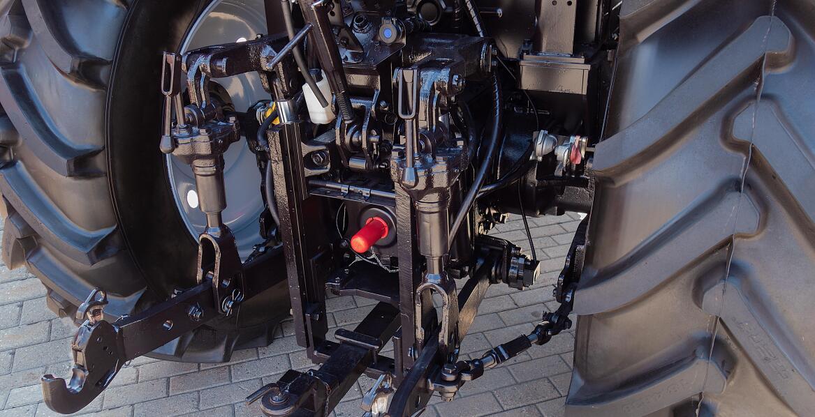 Jakie są kluczowe korzyści z regularnych technicznych badań ciągników rolniczych?