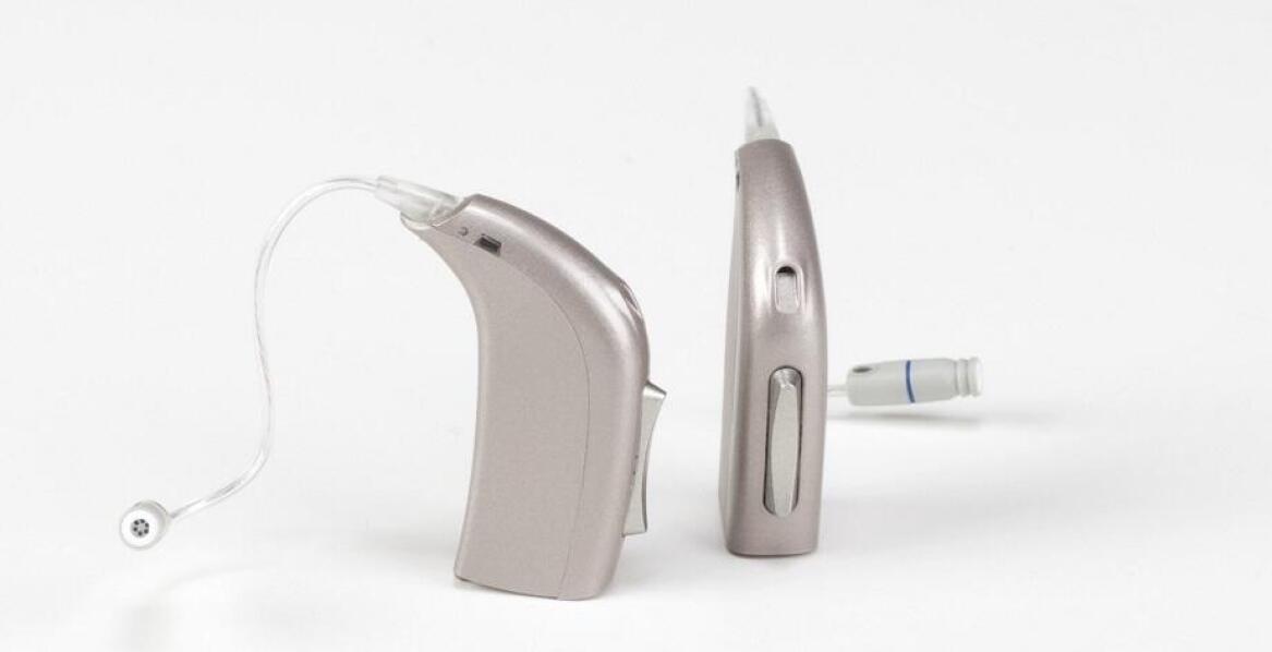 Jakie możliwości oferuje serwis dla użytkowników aparatów słuchowych?