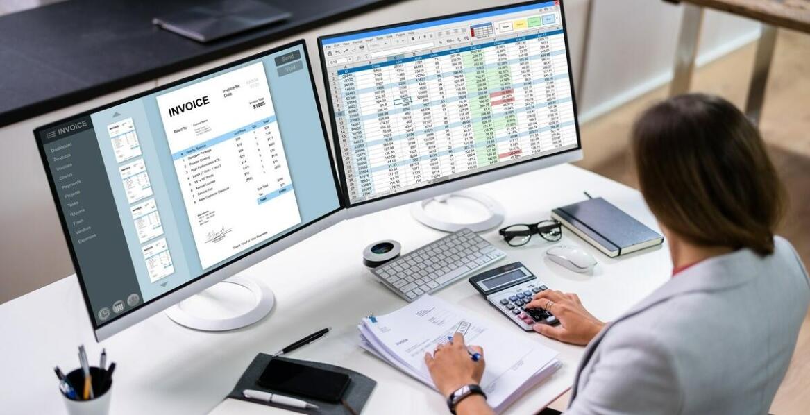 Jakie są kluczowe elementy skutecznej obsługi płacowo-kadrowej?