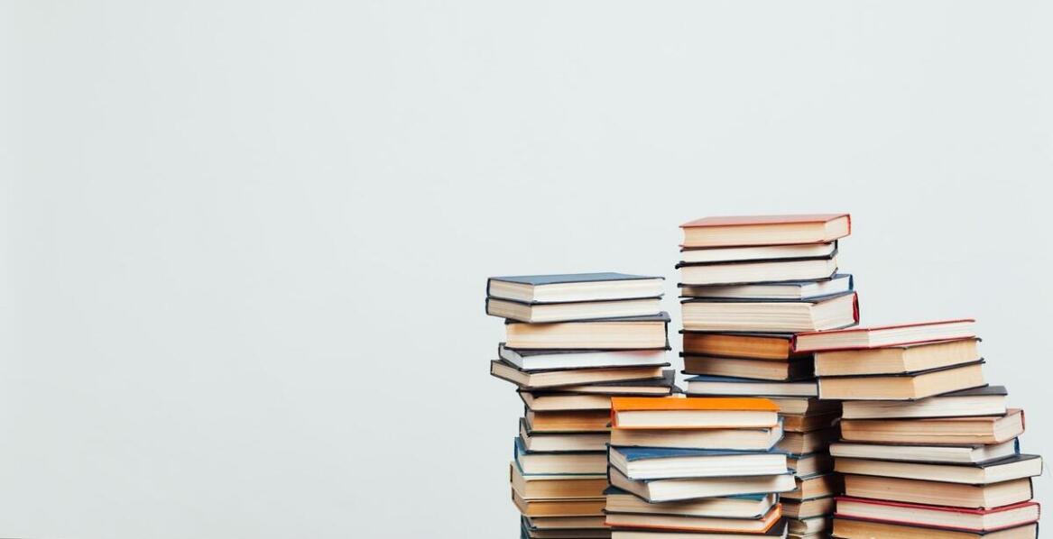 Dlaczego warto czytać książki Stanisława Jastrzębskiego? – przegląd najważniejszych pozycji.