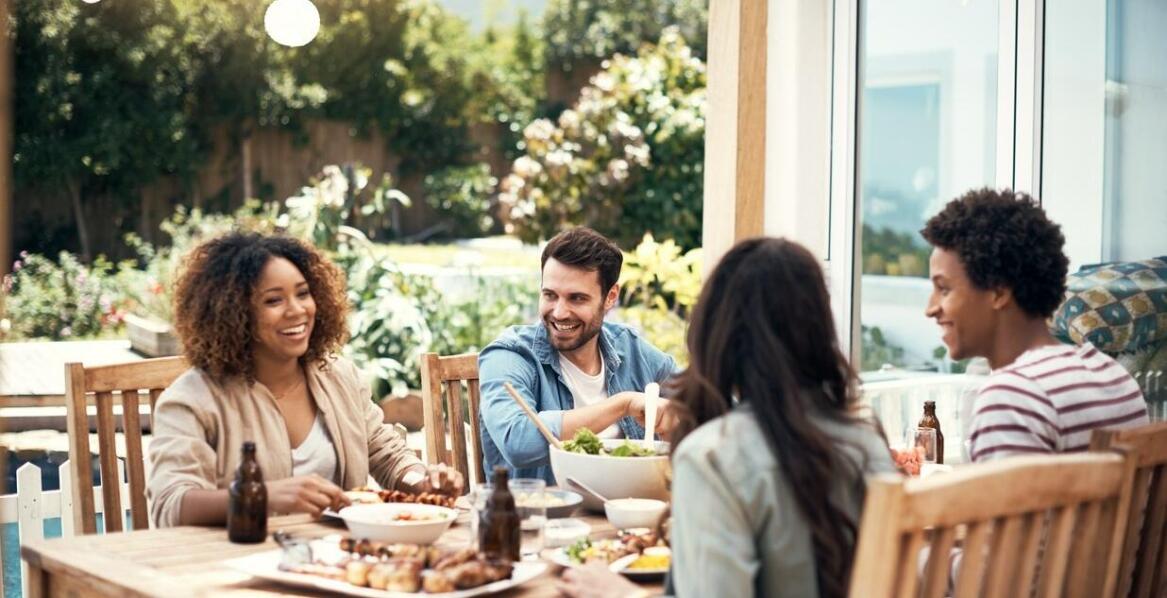 W jaki sposób angielskie kursy wspierają komunikację podczas wakacji za granicą?