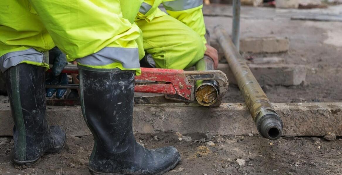 Jak geotechnika wpływa na projektowanie w trudnych warunkach gruntowych?