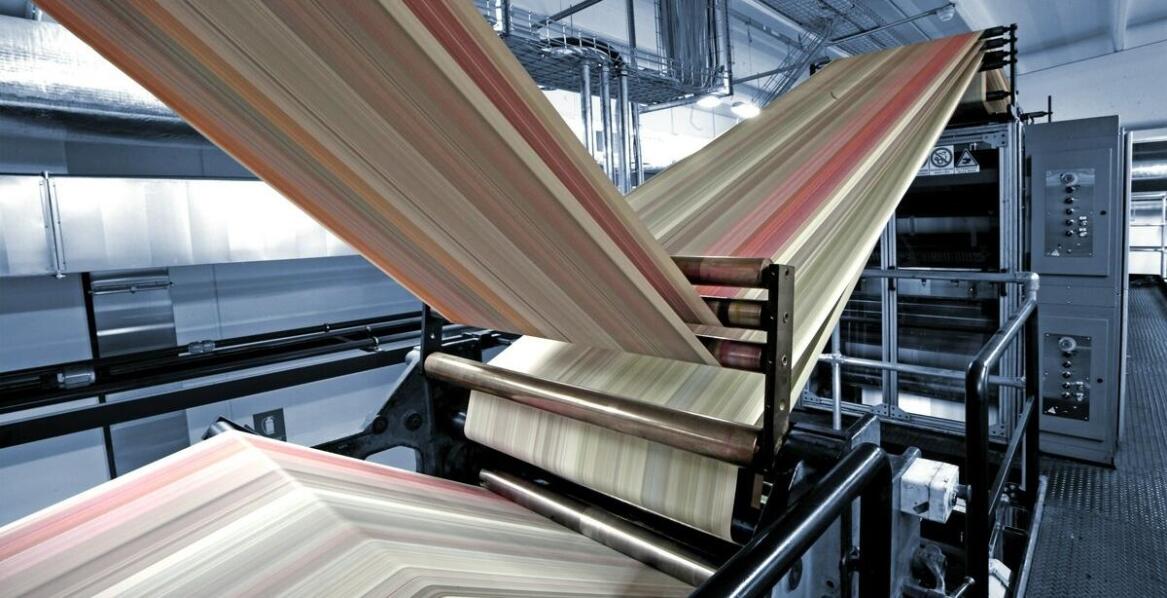 Optymalizacja kosztów druku banerów z wykorzystaniem Hermes w Warszawie