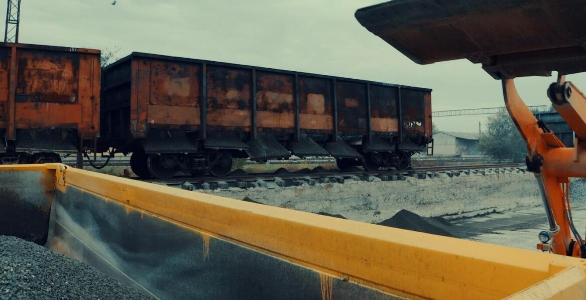 Zastosowanie klinowej podkładki w transporcie ciężkim: co warto wiedzieć?