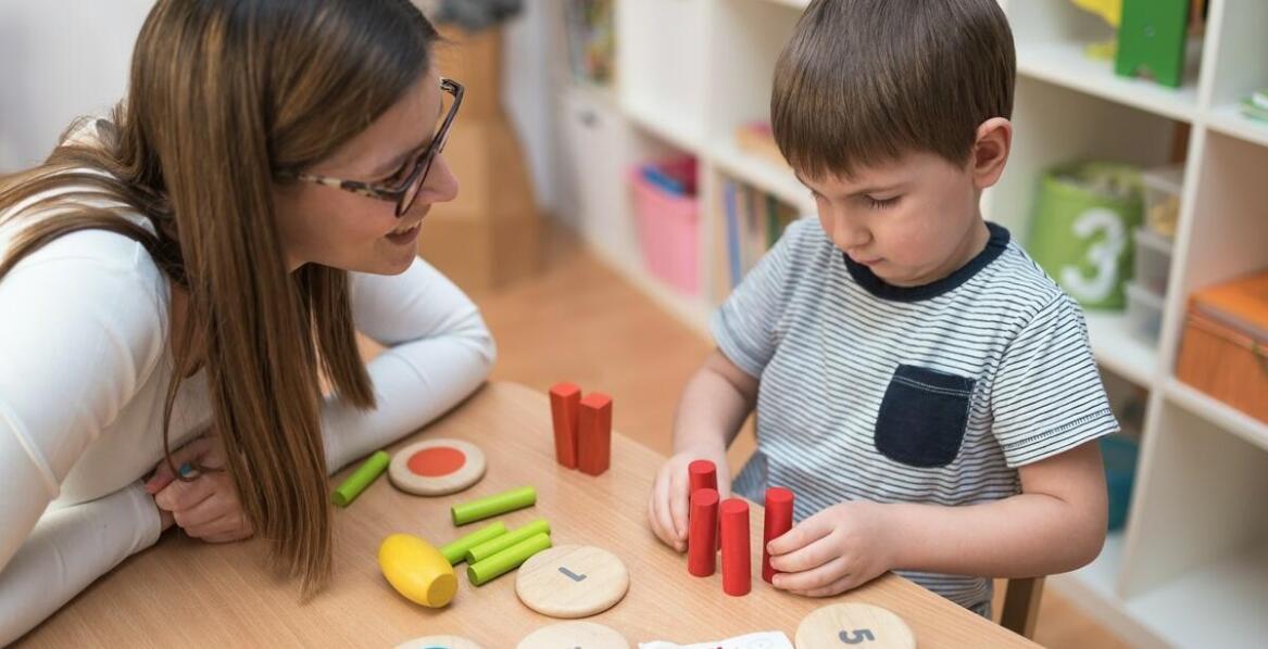 Jak współpraca z rodzicami wspiera proces edukacyjny dzieci?