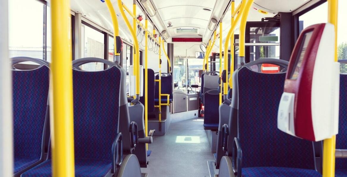 Fotele z homologacją do busa – innowacyjne funkcje podnoszące komfort jazdy