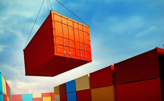 Jak ekspresowa dostawa wpływa na realizację projektów z użyciem kontenerowych agregatów?