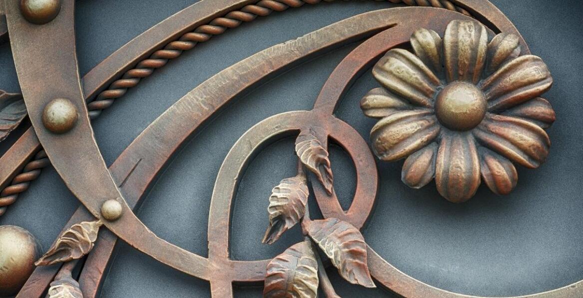 Jakie są korzyści z zastosowania galwanicznego złocenia w budownictwie?