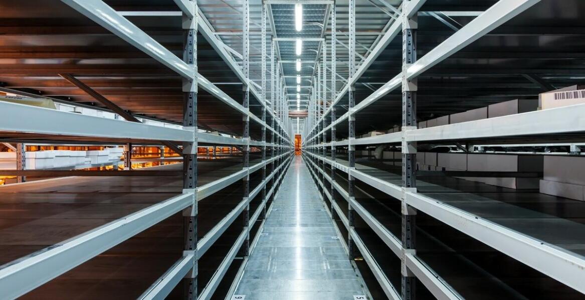 Jakie wymagania RODO muszą spełniać firmy zajmujące się przechowywaniem towarów?