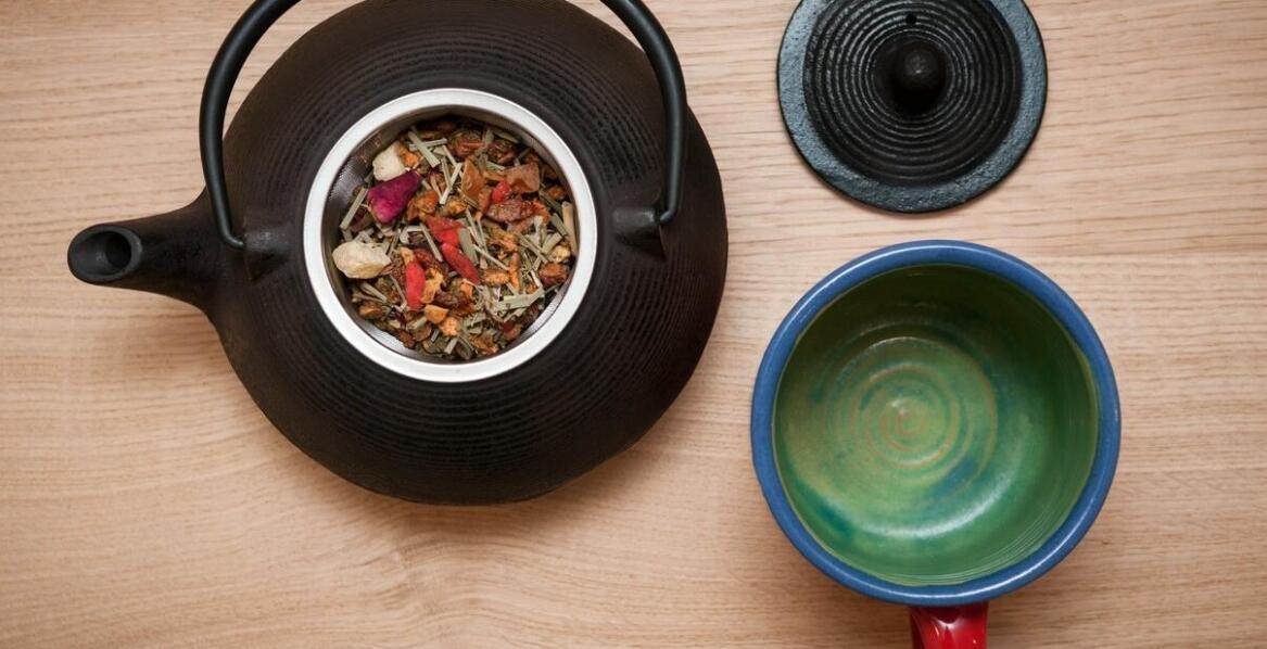 Jak dobrać odpowiednią filiżankę do parzenia herbaty?