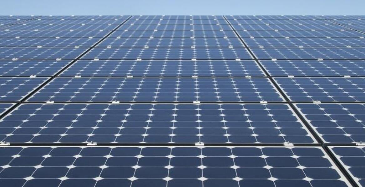 Jak dobrać odpowiednie fotowoltaiczne panele do swojego domu?