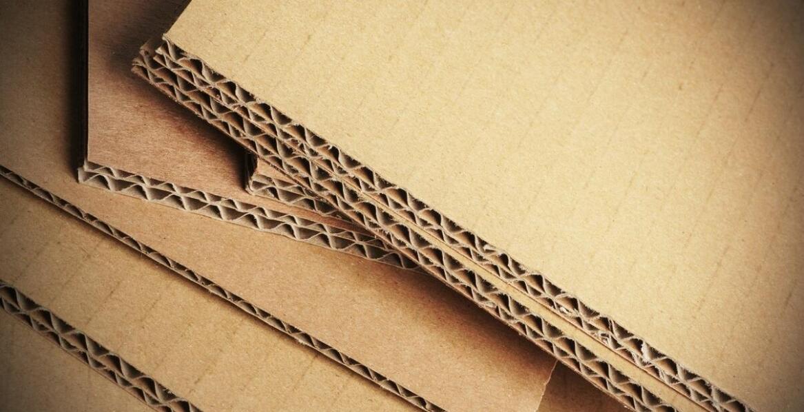 Papierowe wypełniacze a ich rola w zrównoważonym pakowaniu przesyłek