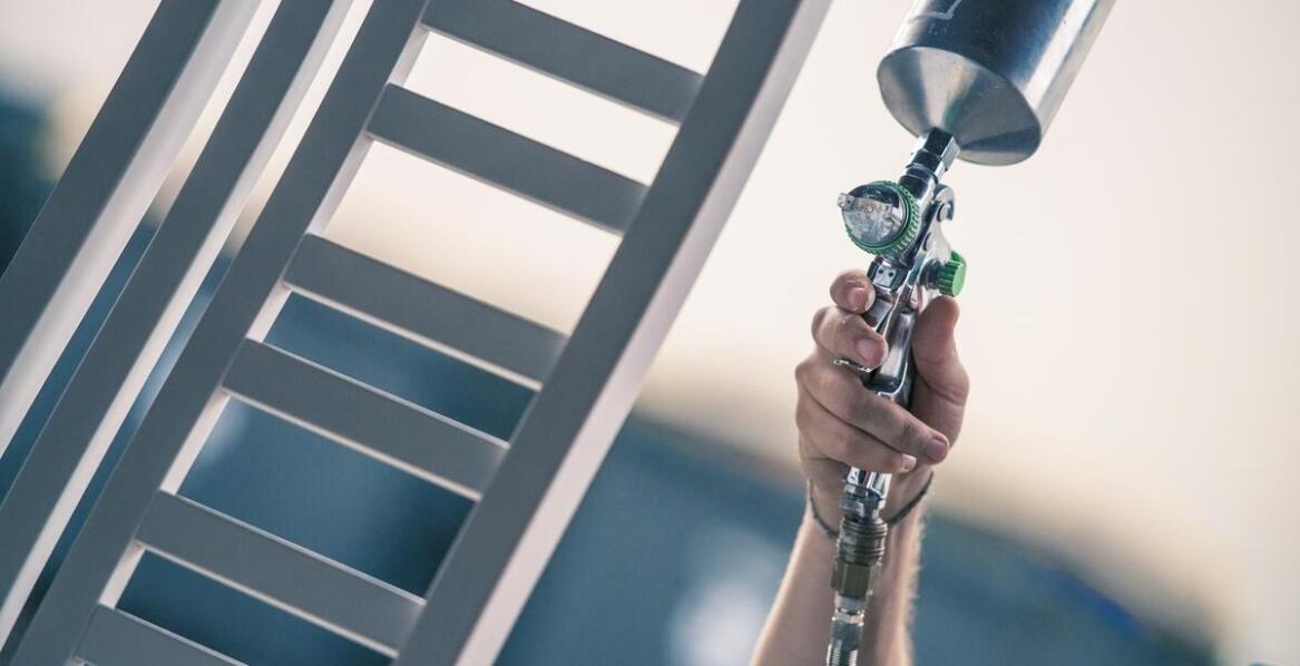 Wpływ doświadczenia firmy na jakość usług proszkowego lakierowania