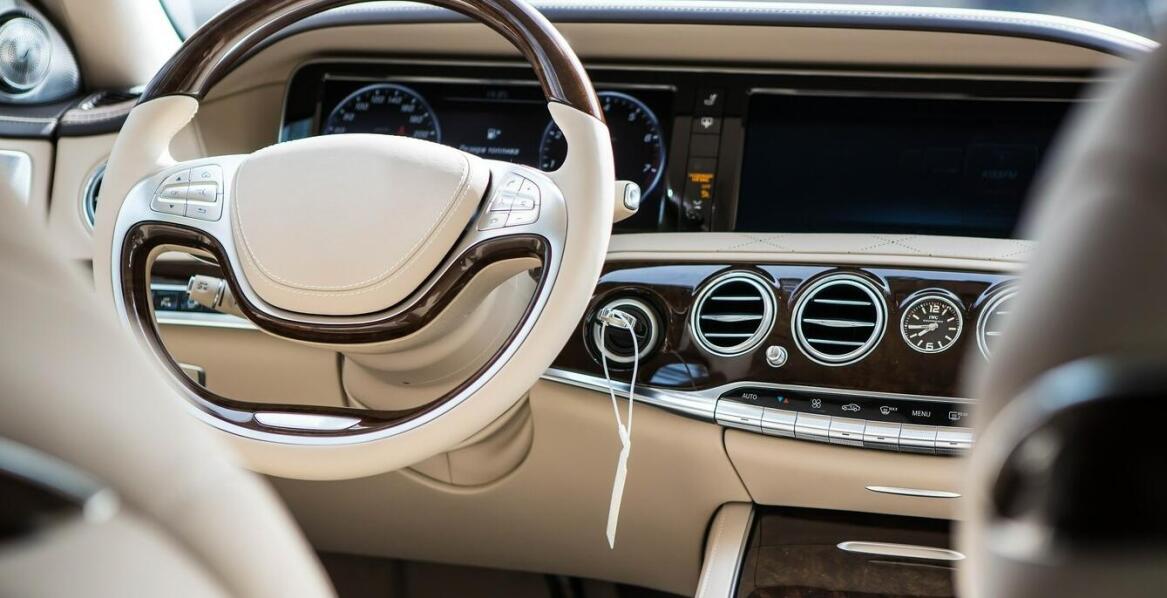 Długoterminowy wynajem aut premium a zarządzanie ryzykiem floty pojazdów