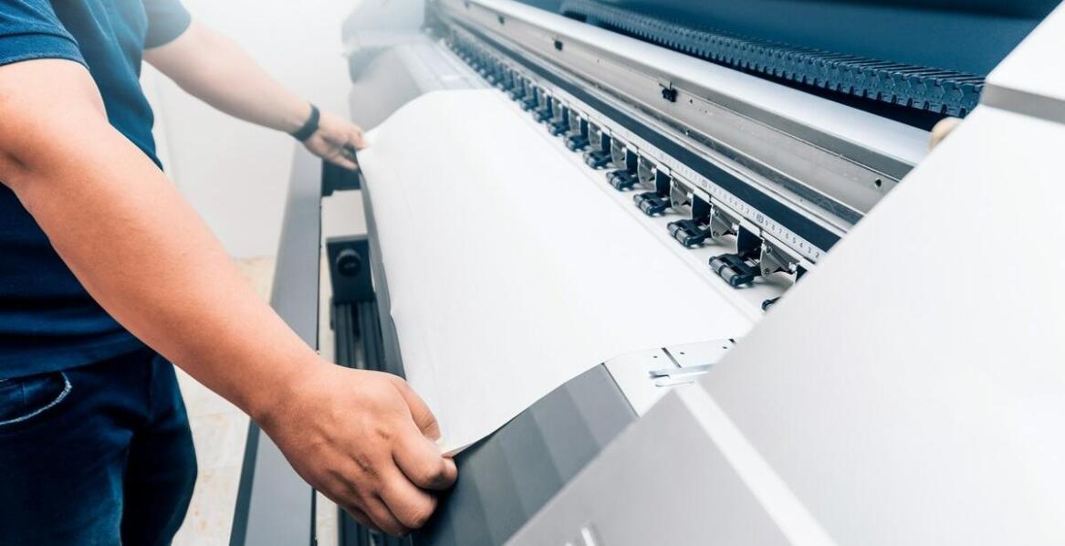 Efektywność cyfrowego druku w realizacji reklamowych projektów: kluczowe aspekty