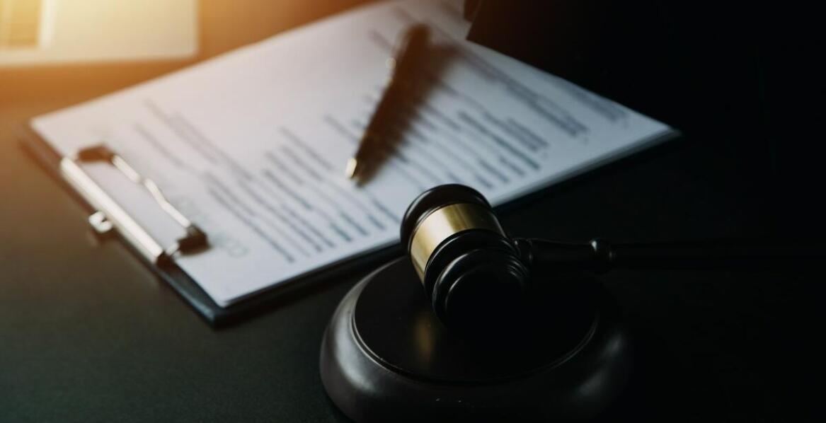 Jakie dokumenty są potrzebne do sprawy o alimenty? Porady od prawnika.