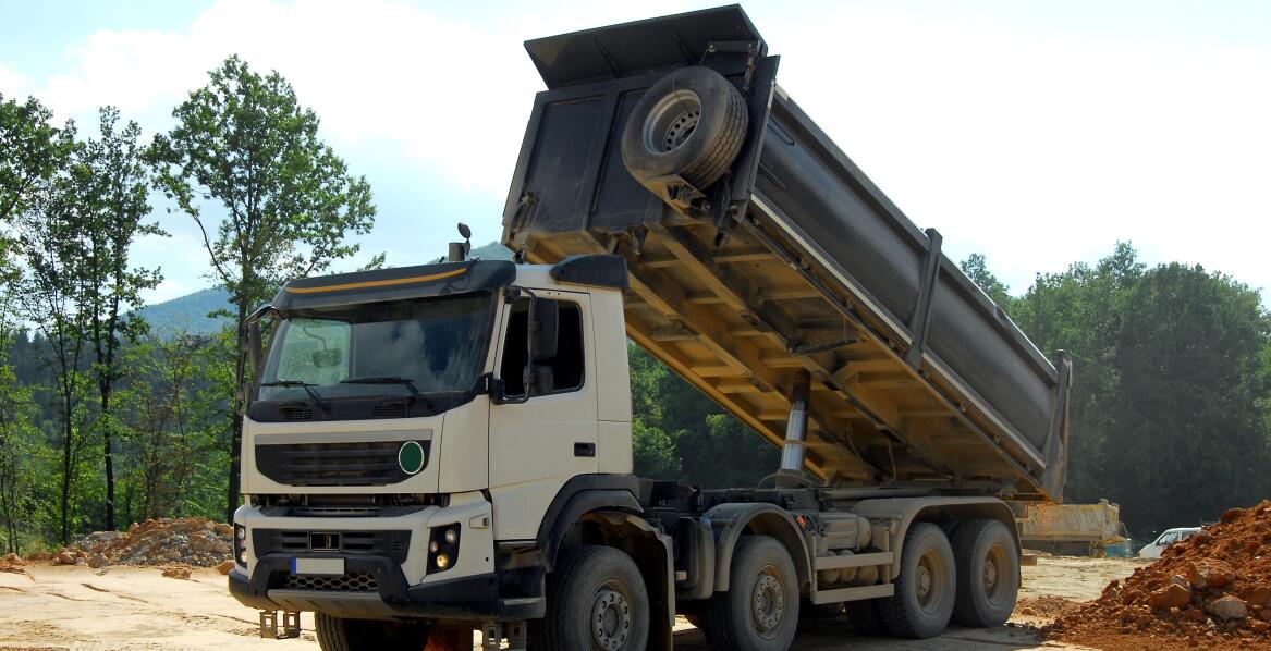 Różnorodność ładowności wywrotek – jak dopasować do potrzeb projektu?