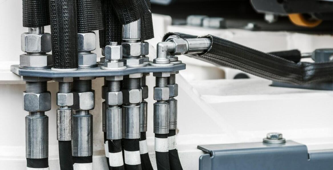 Jakie korzyści przynoszą w przemyśle ciężkim nowoczesne układy hydrauliczne?