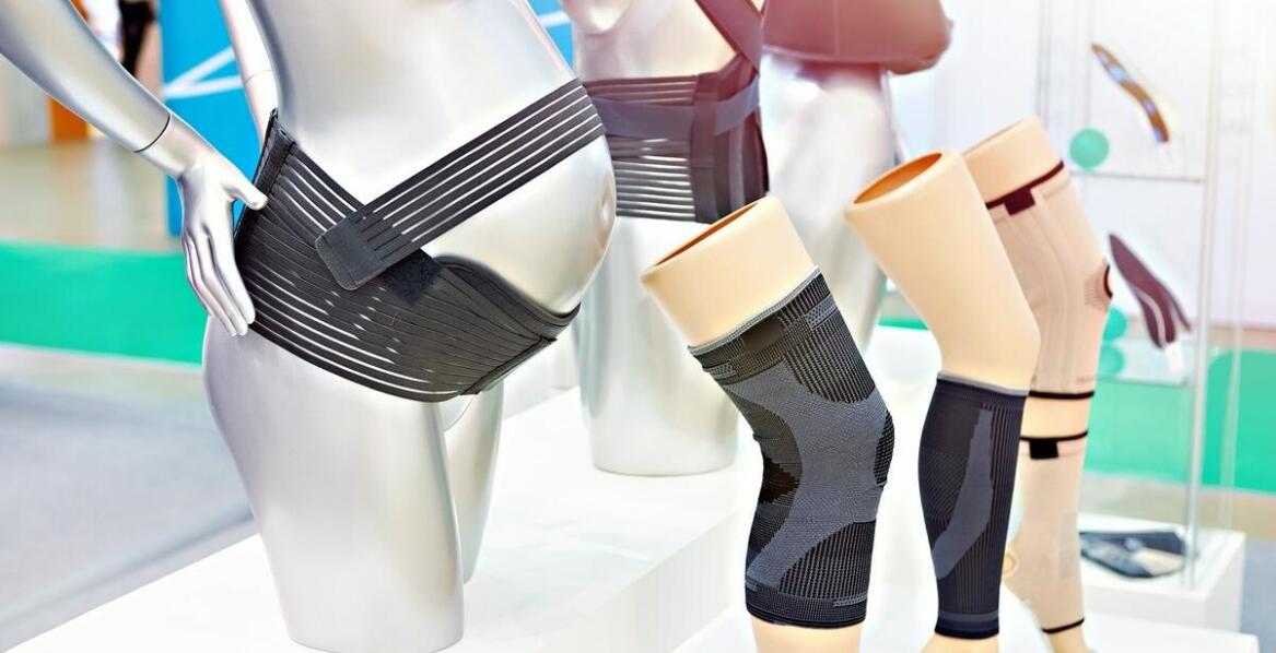 Różnorodność fasonów męskich spodni softshell – jak dopasować do sylwetki?