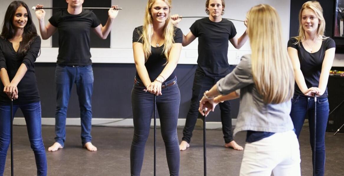 Znaczenie praktycznych ćwiczeń w programach szkoleniowych do uwodzenia