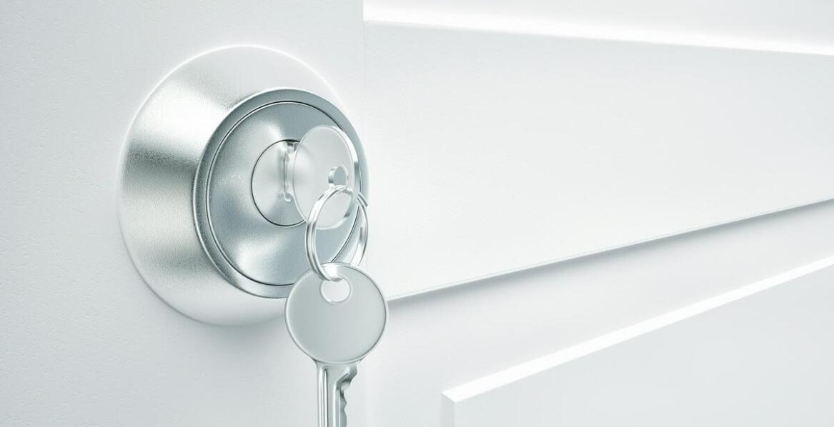 Czy zamek do metalowej szafy może być jednocześnie estetyczny i funkcjonalny?